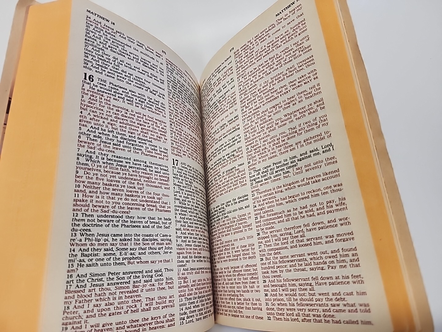 HOLY BIBLE Regency Words of Christ in Red Nelson Pub. King James Version 1977