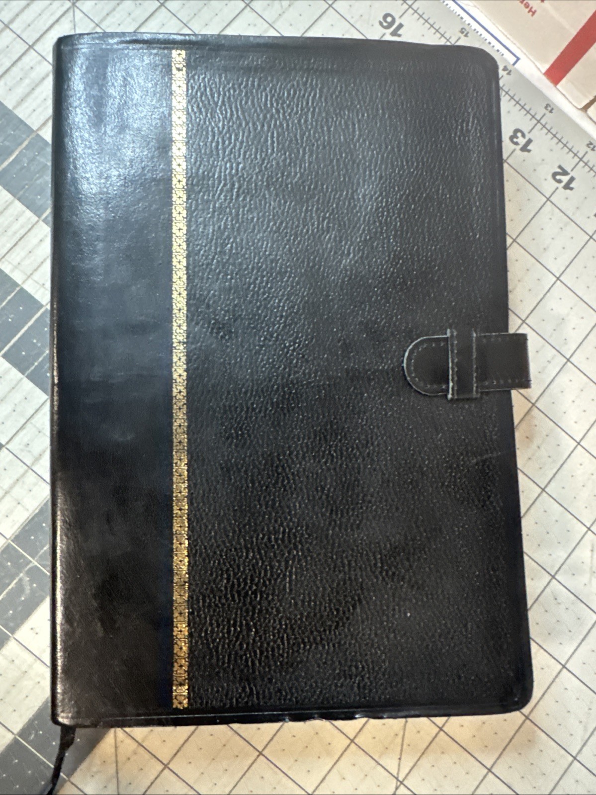 CSB Holy Bible – Large Print UltraThin, Black Genuine Leather, 2004 Holman Ref