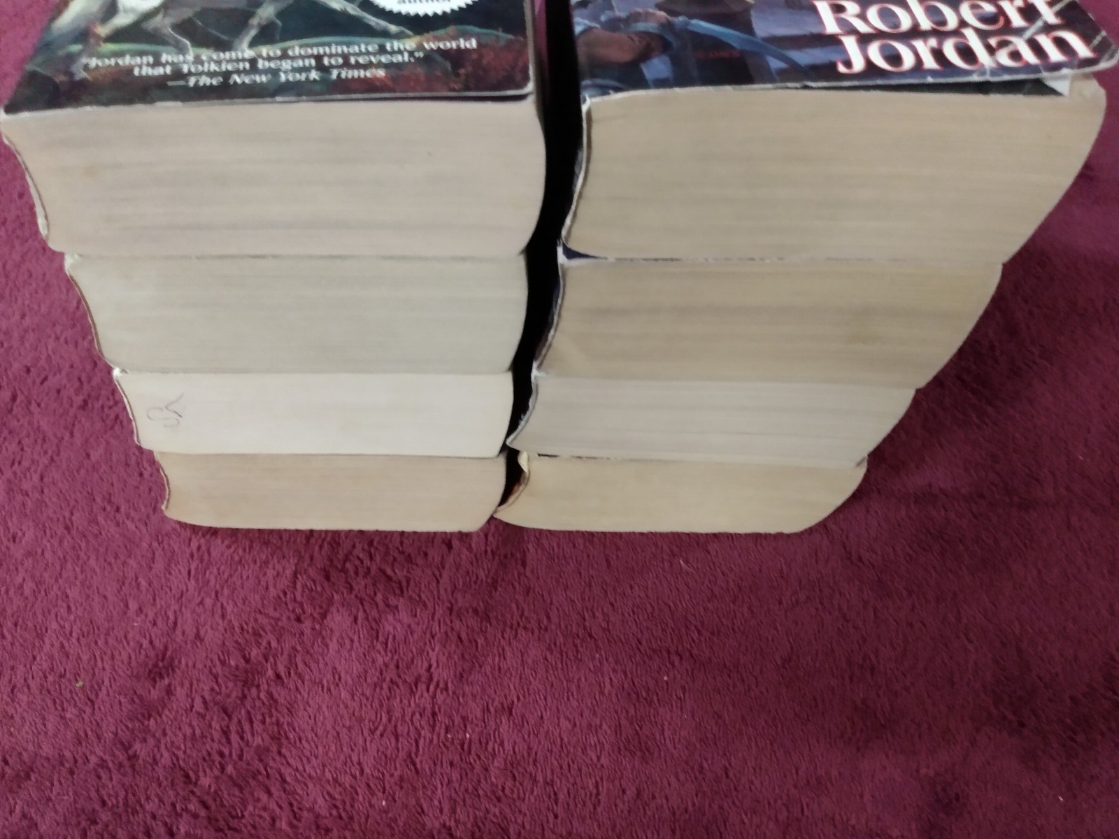 8 ROBERT JORAN PB WHEEL OF TIME NOVELS. THE FIRST EIGHT. ACCEPTABLE OR BETTER.