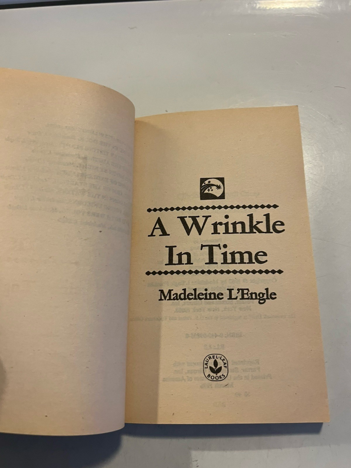 A Wrinkle in Time by Madeleine L&rsquo;Engle 1976 vintage paperback Stranger Things