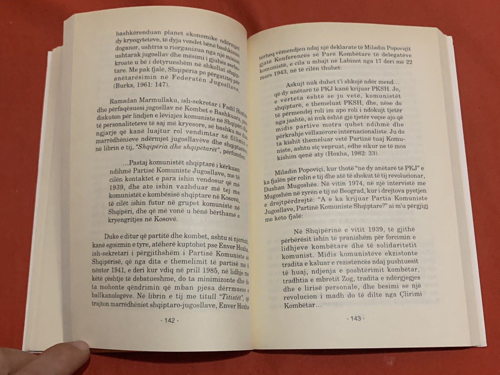 OLD ALBANIAN BOOK-NIKOLLAQ KOSTA-SHQIPERIA ENIGME EUROPIANE-1995-269 pages