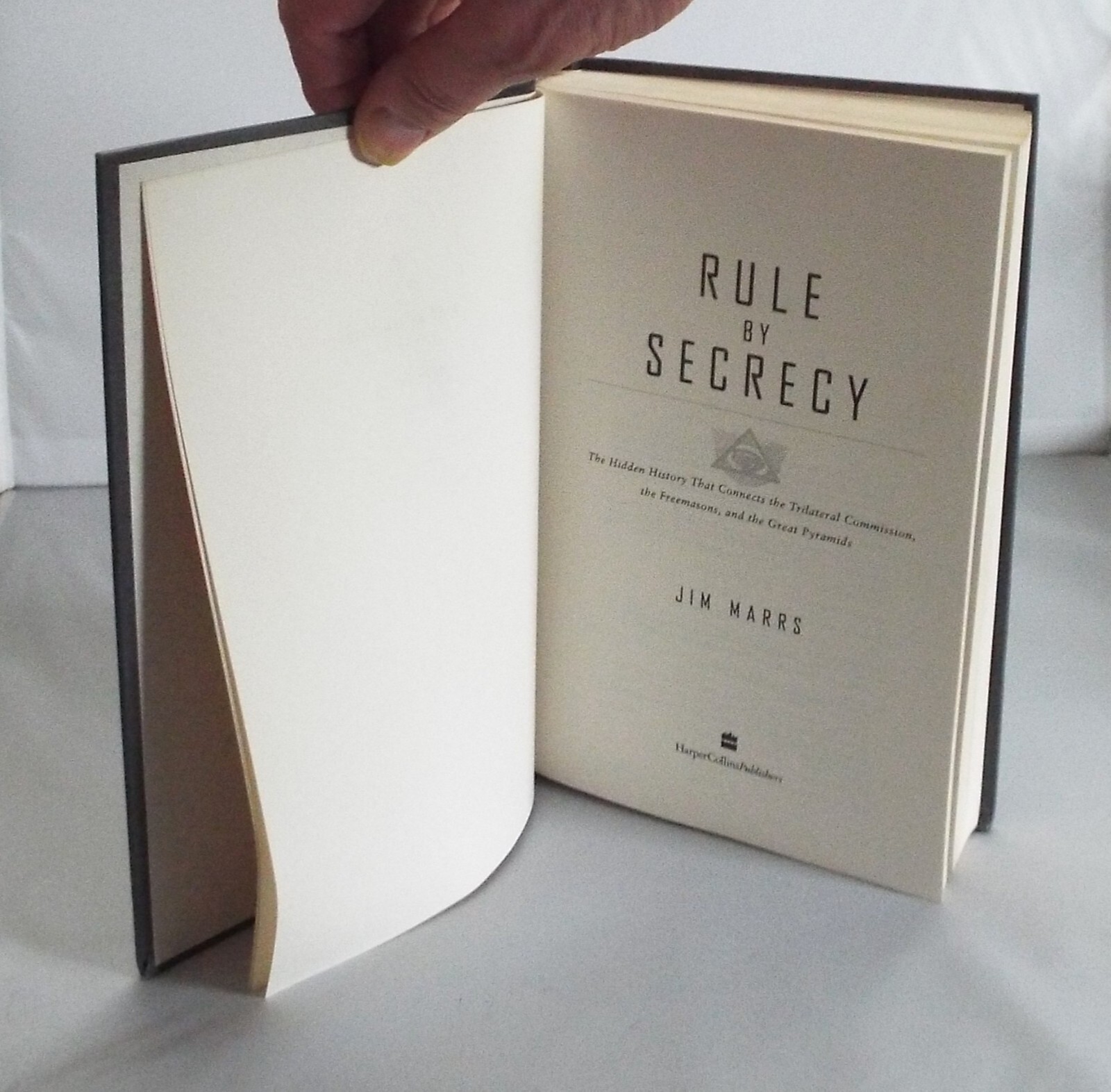 Rule by Secrecy Jim Marrs SIGNED Hardback with Dust Jacket Very Good Condition