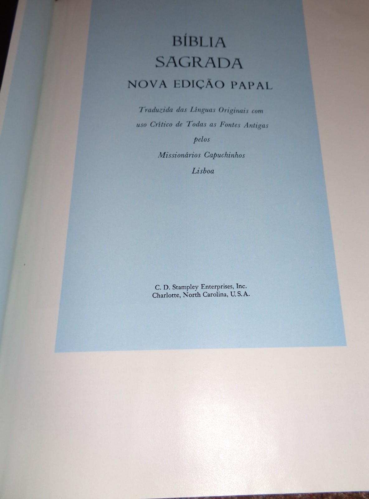 La Sagrada Biblia Edicao Da Palavra Viva Collectible Portuguese Bible (NICE)
