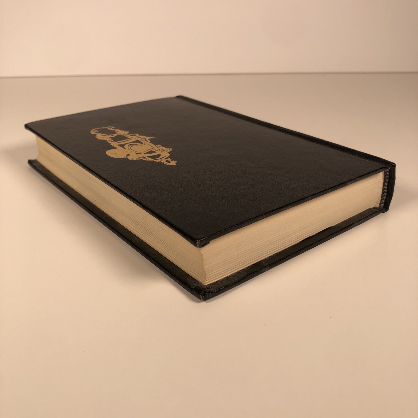 The Harness Makers&rsquo; Illustrated Manual – Faux Leather bound HC Facsimile Reprint