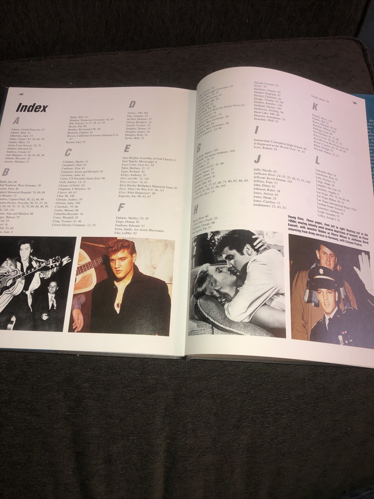 Huge 1998 Hardcover Book ELVIS, Many Photos, 9 3/8&Prime; x 12 1/4&Prime; x 5/8&Prime;, 112 Pages