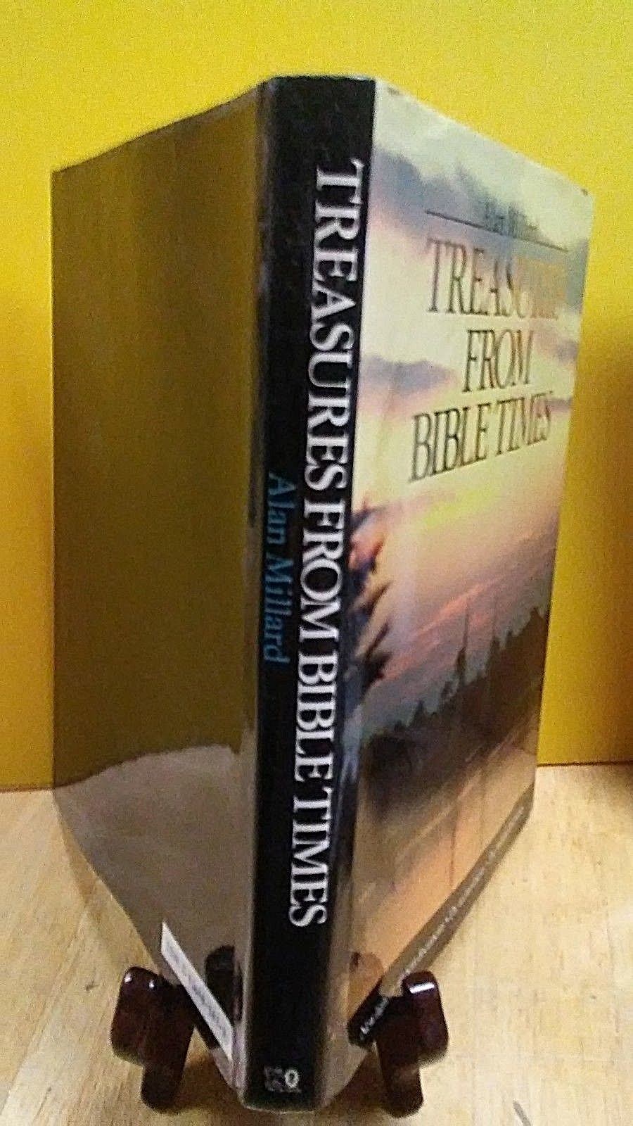 Treasures from Bible Times by ALAN MILLARD – 1985 (B-71Z