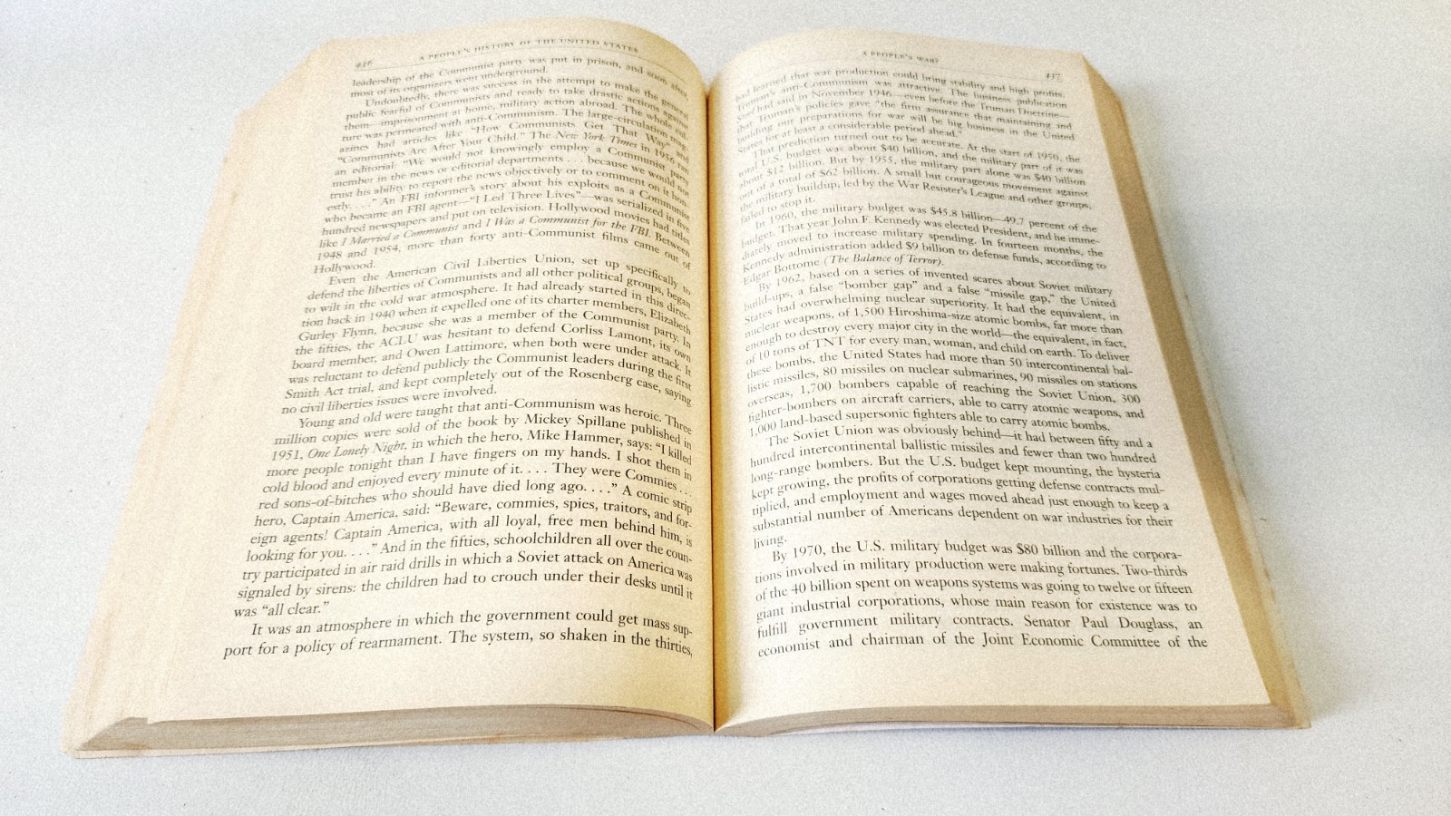 A PEOPLE&rsquo;S HISTORY OF THE UNITED STATES By Howard Zinn