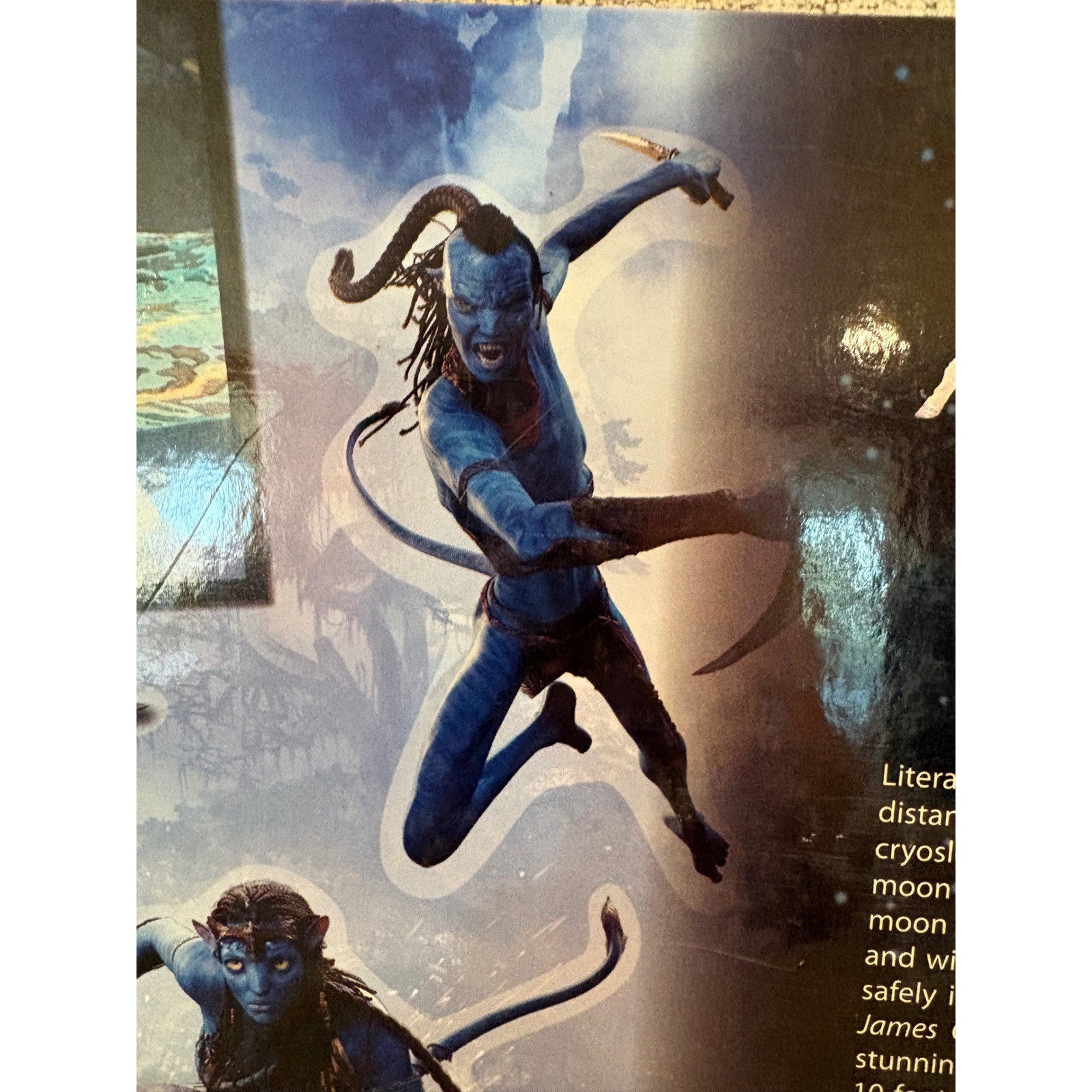 James Cameron&rsquo;s Avatar Collector&rsquo;s Vault Book 3D with Glasses Whitman Publishing
