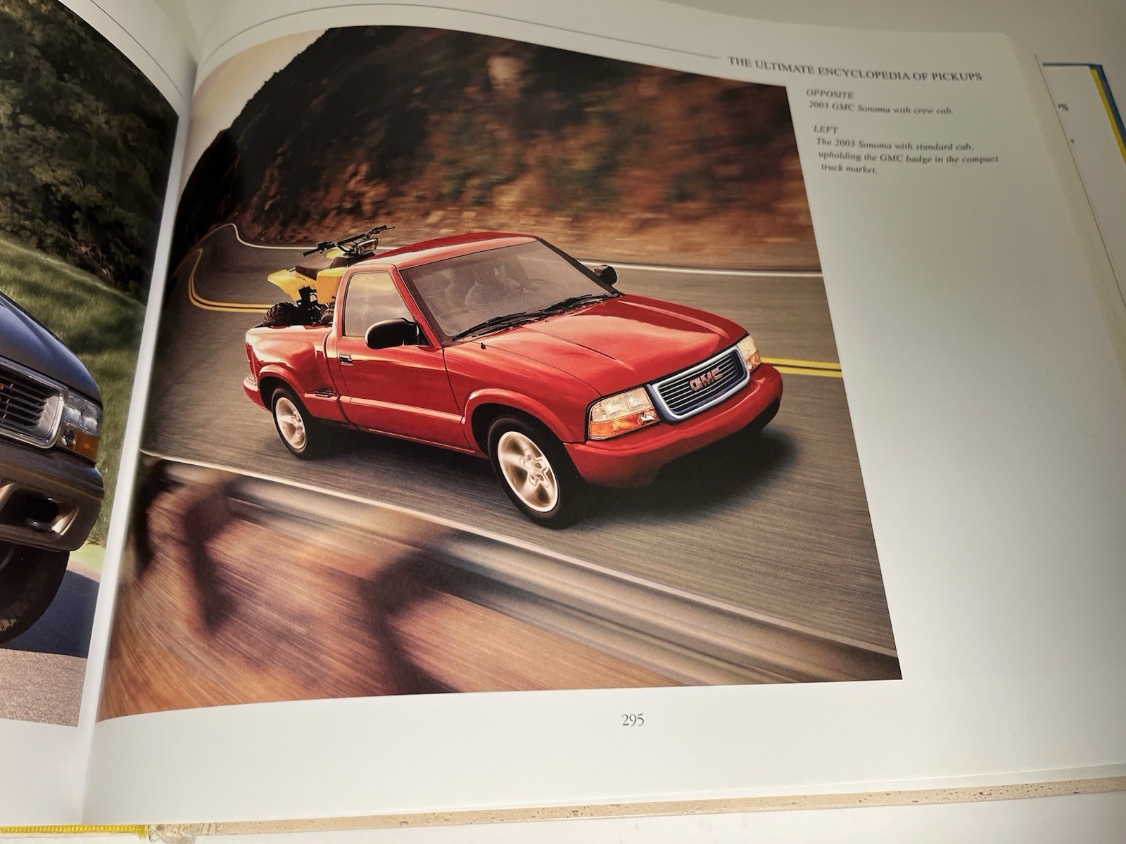 The Ultimate Encyclopedia of Pickups by Peter Henshaw 2005 Hardcover 448 Pages