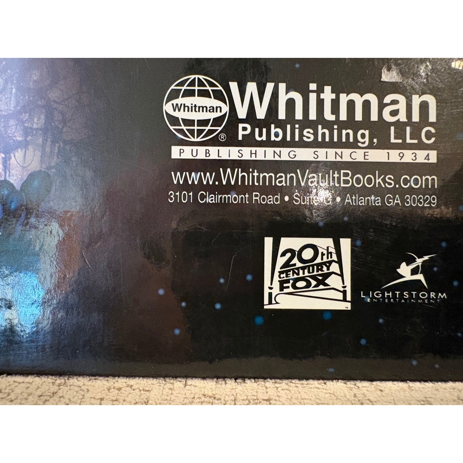 James Cameron&rsquo;s Avatar Collector&rsquo;s Vault Book 3D with Glasses Whitman Publishing
