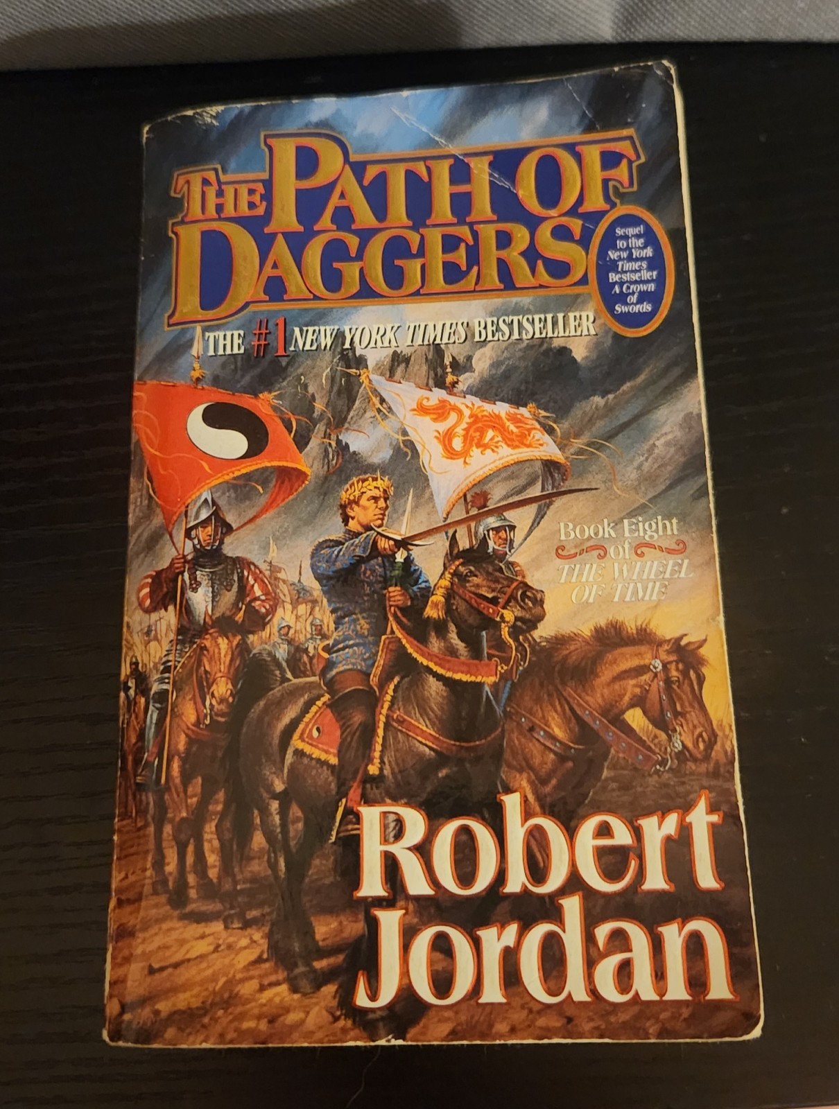 Path of Daggers Book 8 of &lsquo;the Wheel of Time&rsquo; by Robert Jordan (1998 paperback)