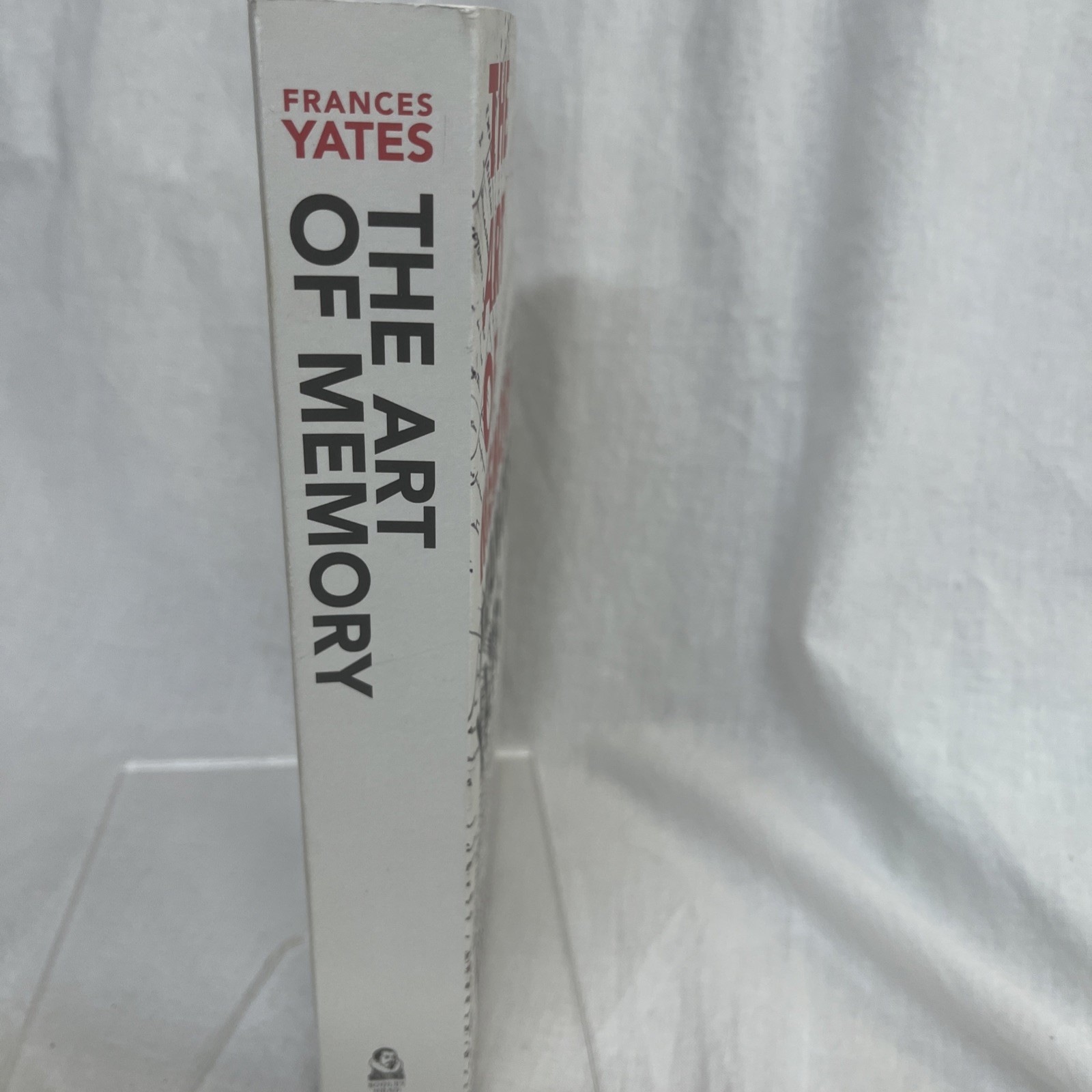 “The Art of Memory” by Frances A. Yates (2014, Uk-Trade Paper)