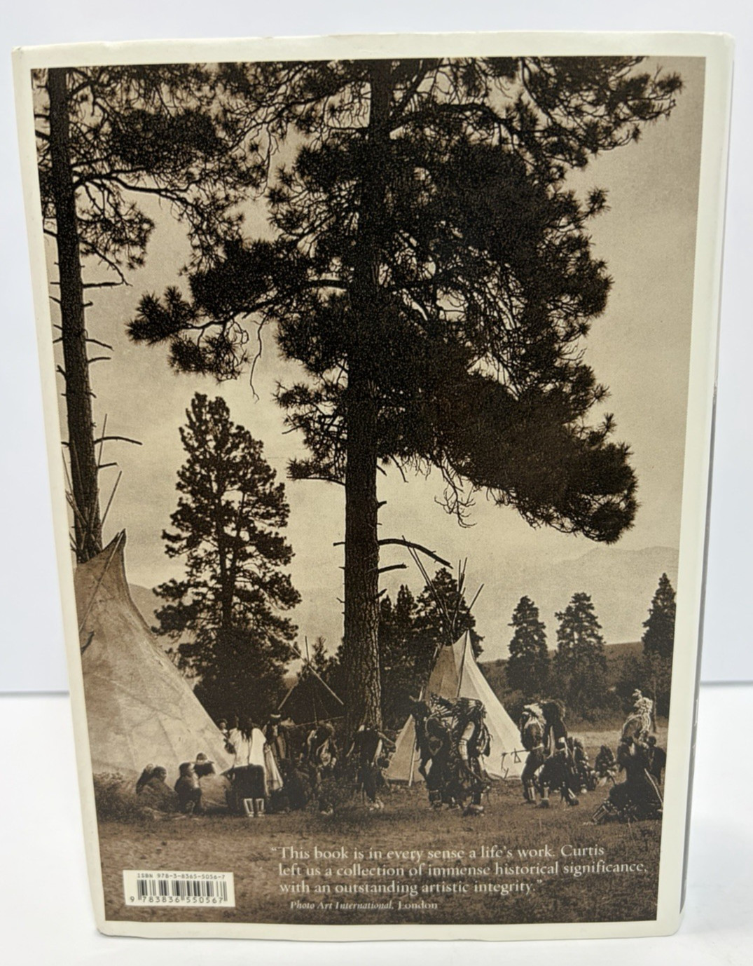 2020 « The North American Indian: The Complete Portfolios » by Edward S. Curtis