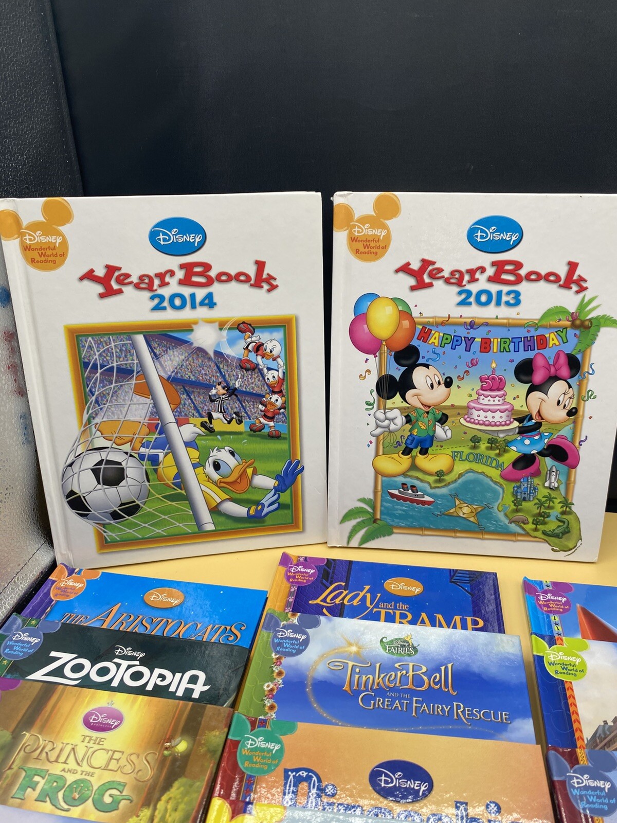 2010&rsquo;s Disney&rsquo;s Wonderful World of Reading Lot 23 Hardcover Books