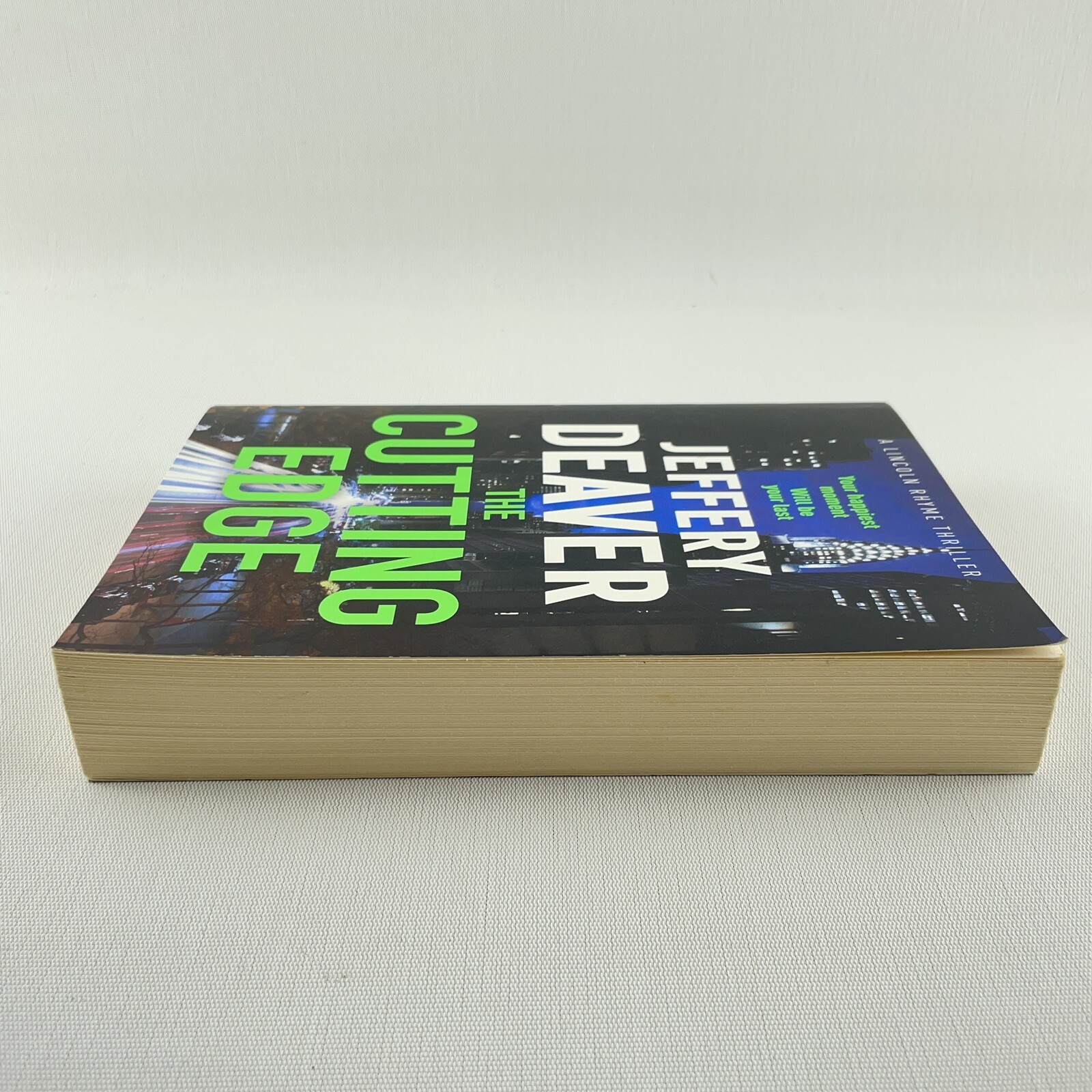 The Cutting Edge Jeffery Deaver Lincoln Rhyme Book 14 Thriller Mystery