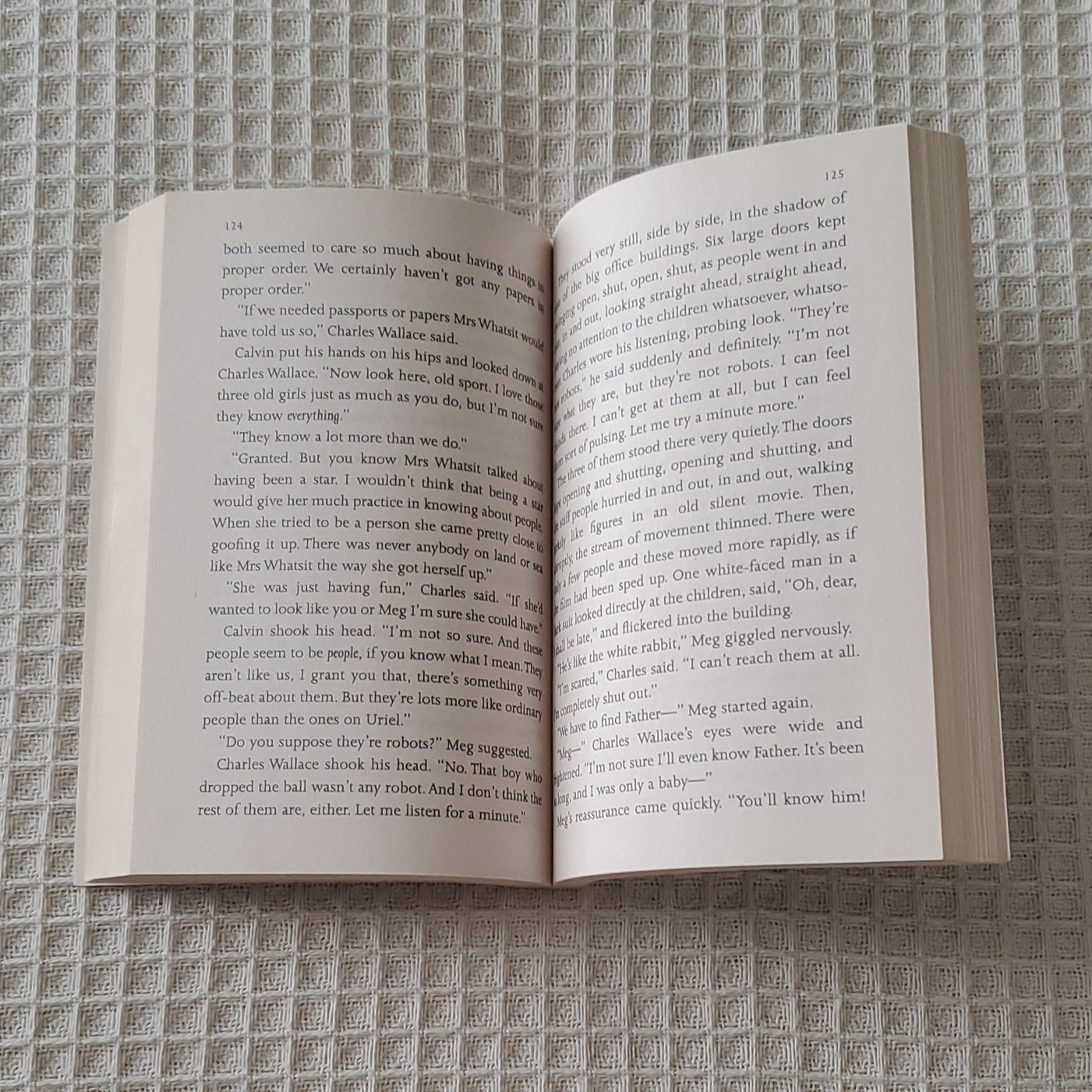 Madeleine L&rsquo;Engle A Wrinkle in Time Quintet Perfect 2007 Juvenile Fiction Squar…