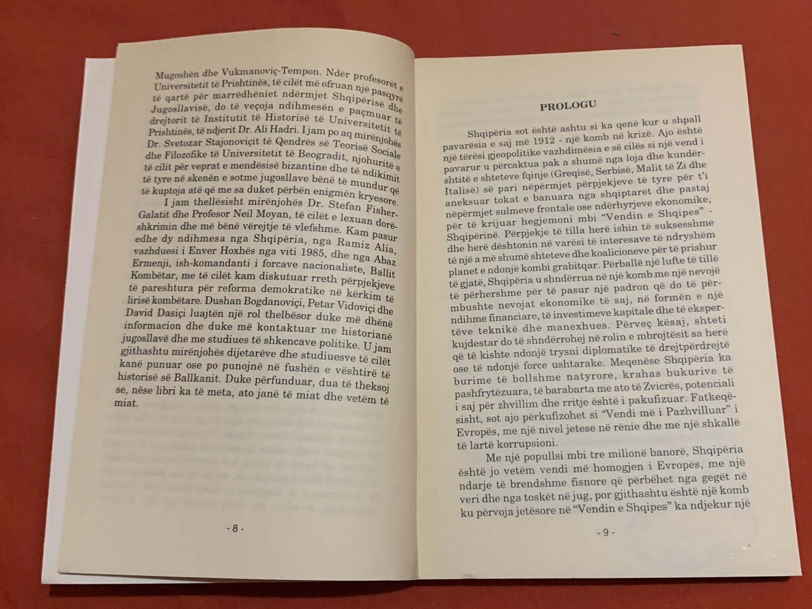 OLD ALBANIAN BOOK-NIKOLLAQ KOSTA-SHQIPERIA ENIGME EUROPIANE-1995-269 pages
