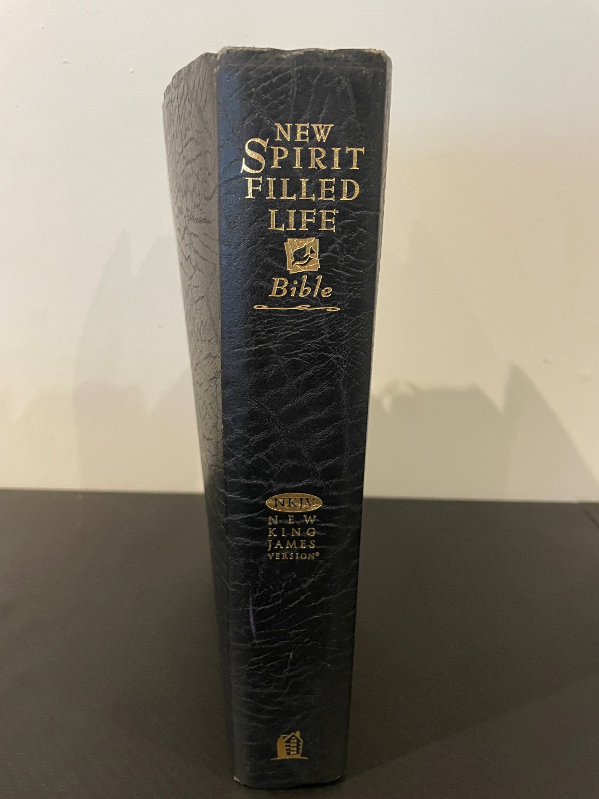 Thomas Nelson New Spirit-Filled Life Bible NKJV 2555 Black Bonded Leather 2002