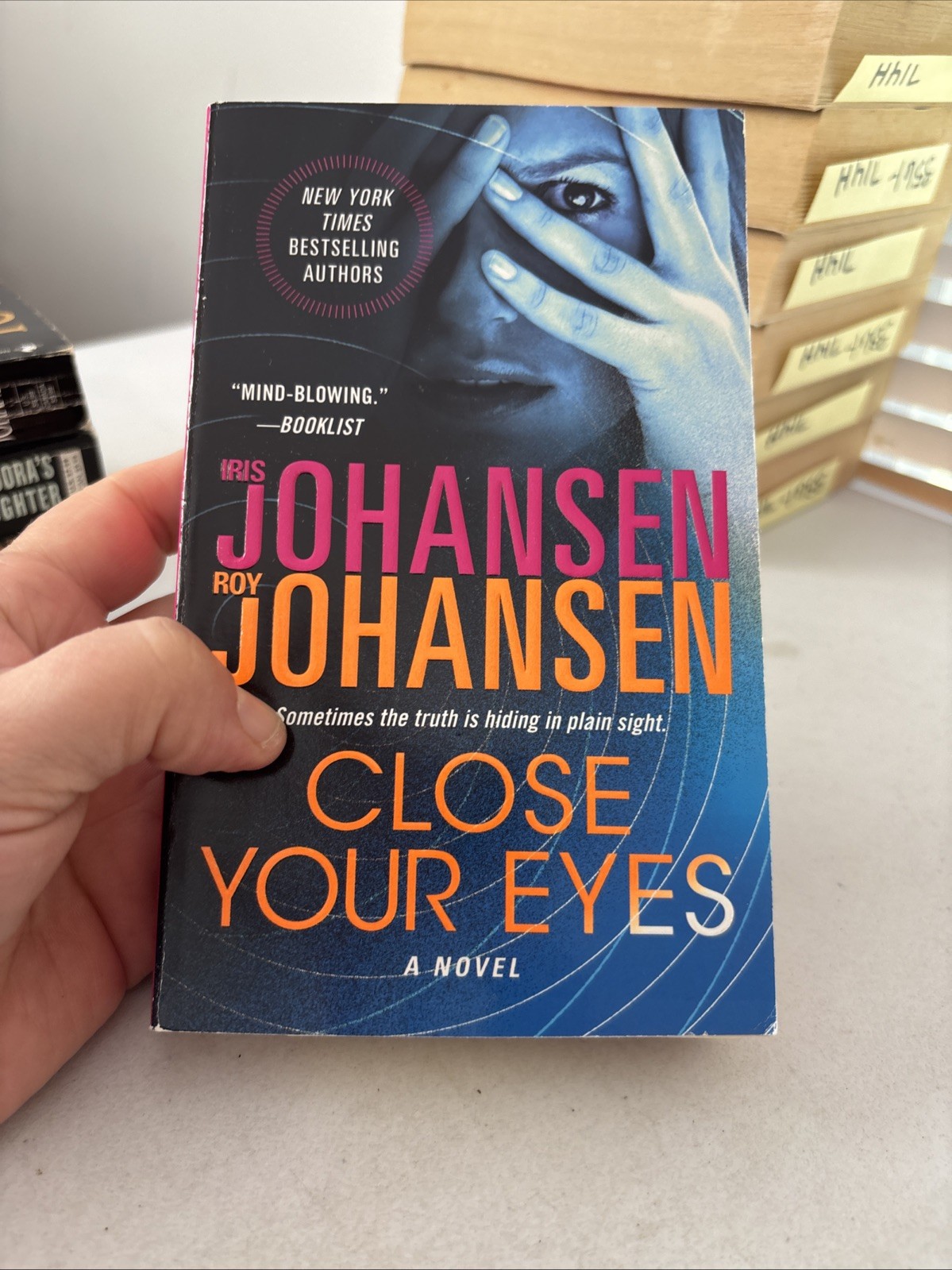 Lot of 10 – Iris Johansen – Dark Summer, Deadlock and More – Free Shipping