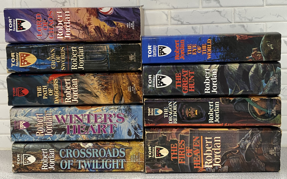 Lot of 9 ROBERT JORDAN Wheel of Time Books 1, 2, 3, 5, 6, 7, 8, 9, 10 VERY GOOD!