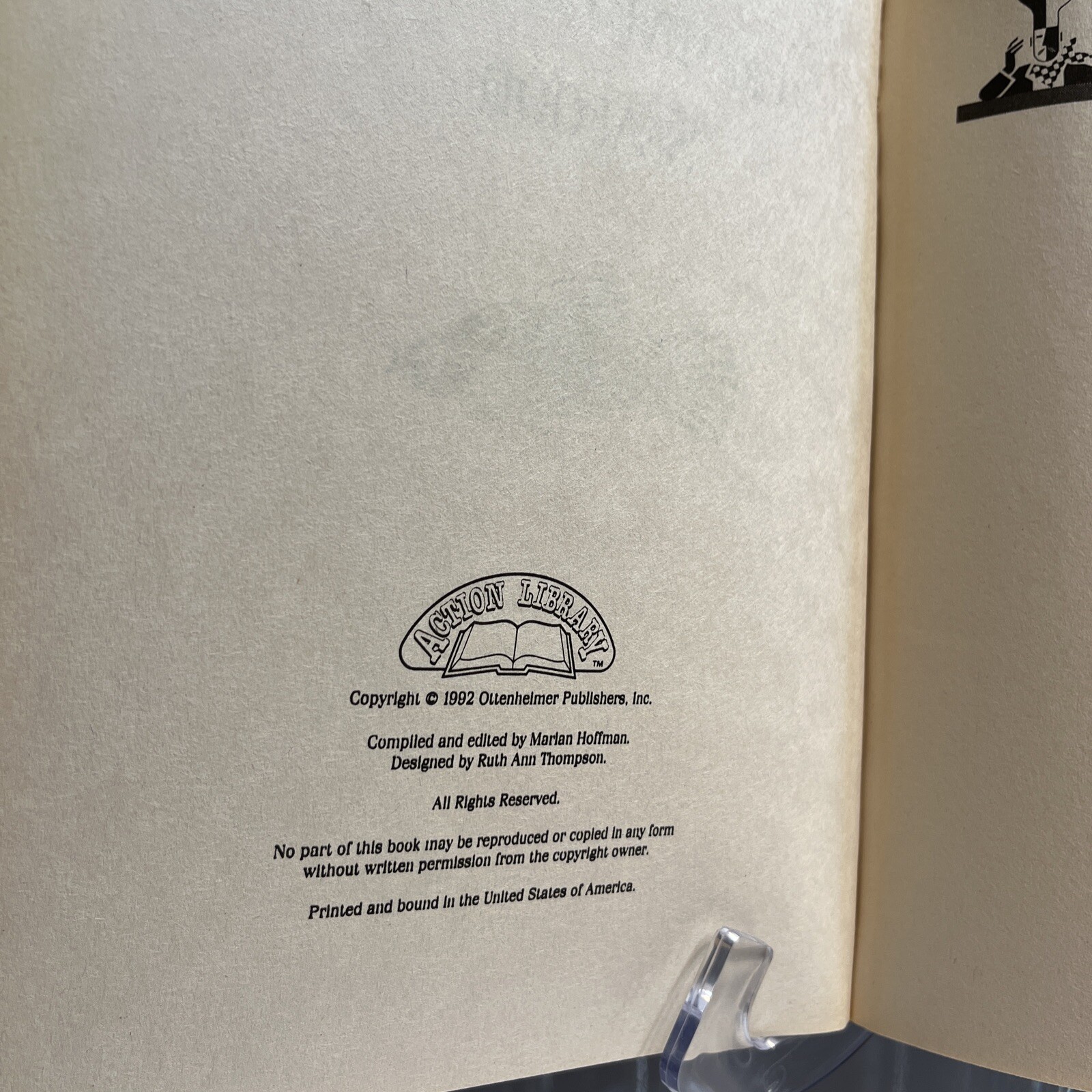 Creative Cooking: Fish and Other Seafood (1992, PB) 124 pages {Cookbook}
