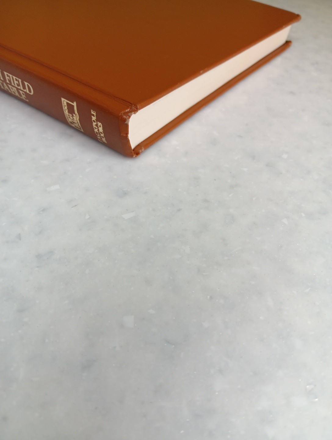 « Venison: From Field To Table » by John Weiss Hard Cover With jacket 1984 nice