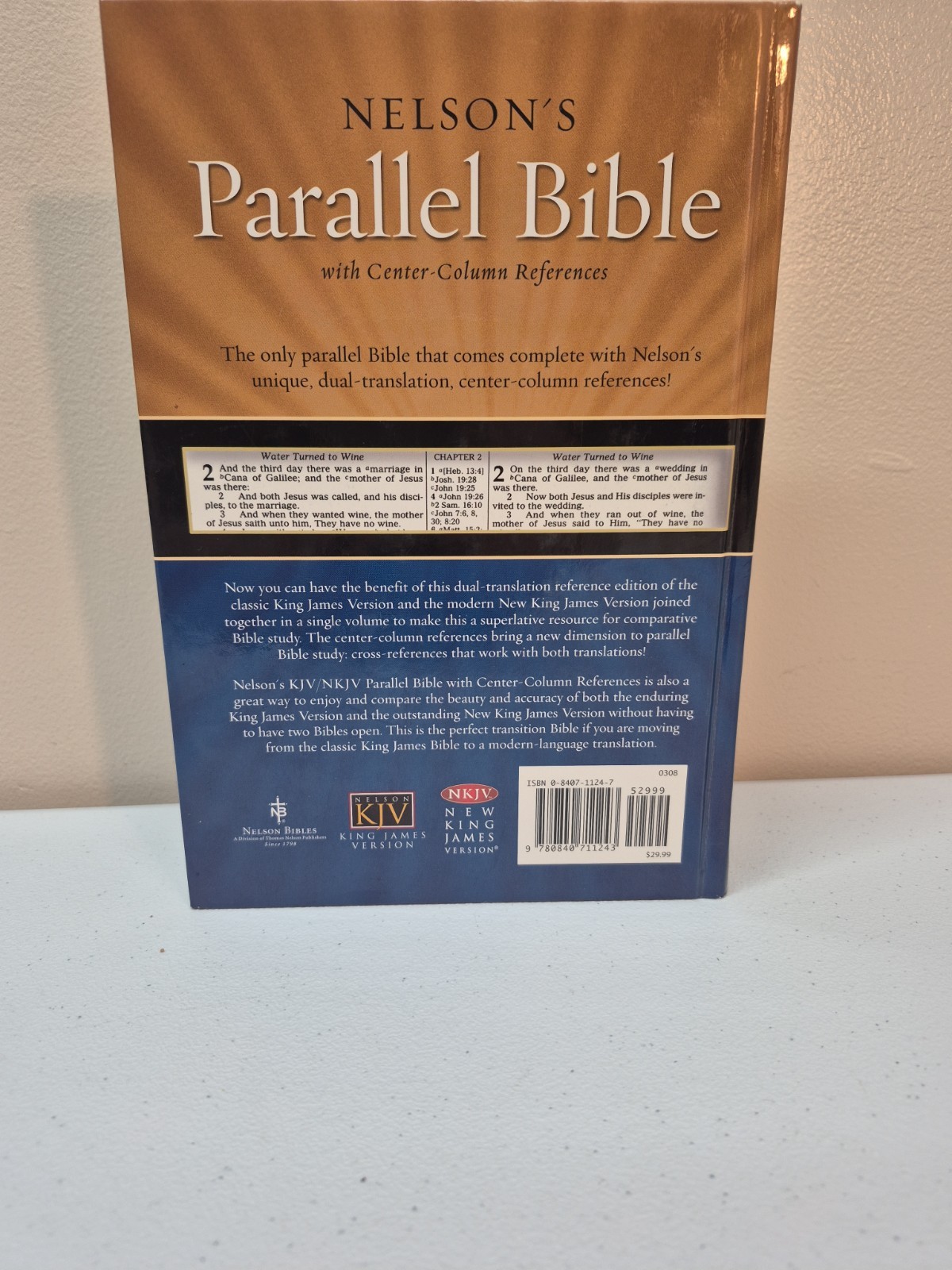 Nelson&rsquo;s KJV/NKJV Parallel Bible with Center-Column References 1st Pages Removed