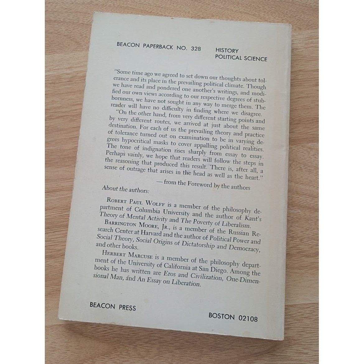 A Critique of Pure Tolerance Wolff Moore Marcuse 1968 Beacon Press Paperback