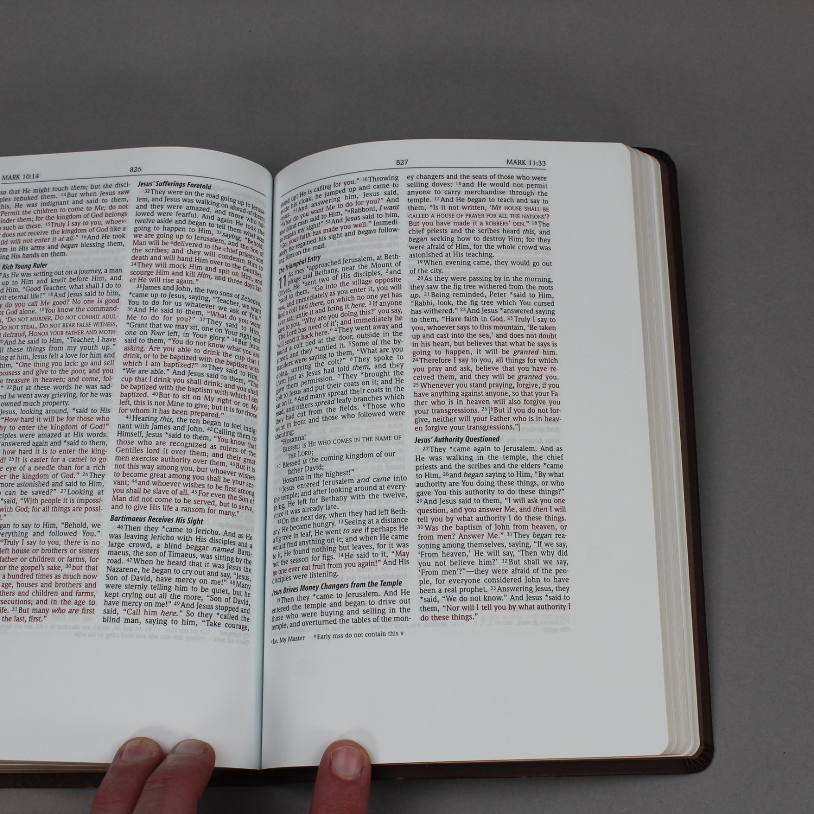 New American Standard Note-Taker&rsquo;s Bible Leathersoft Vegan Leather Red Letter