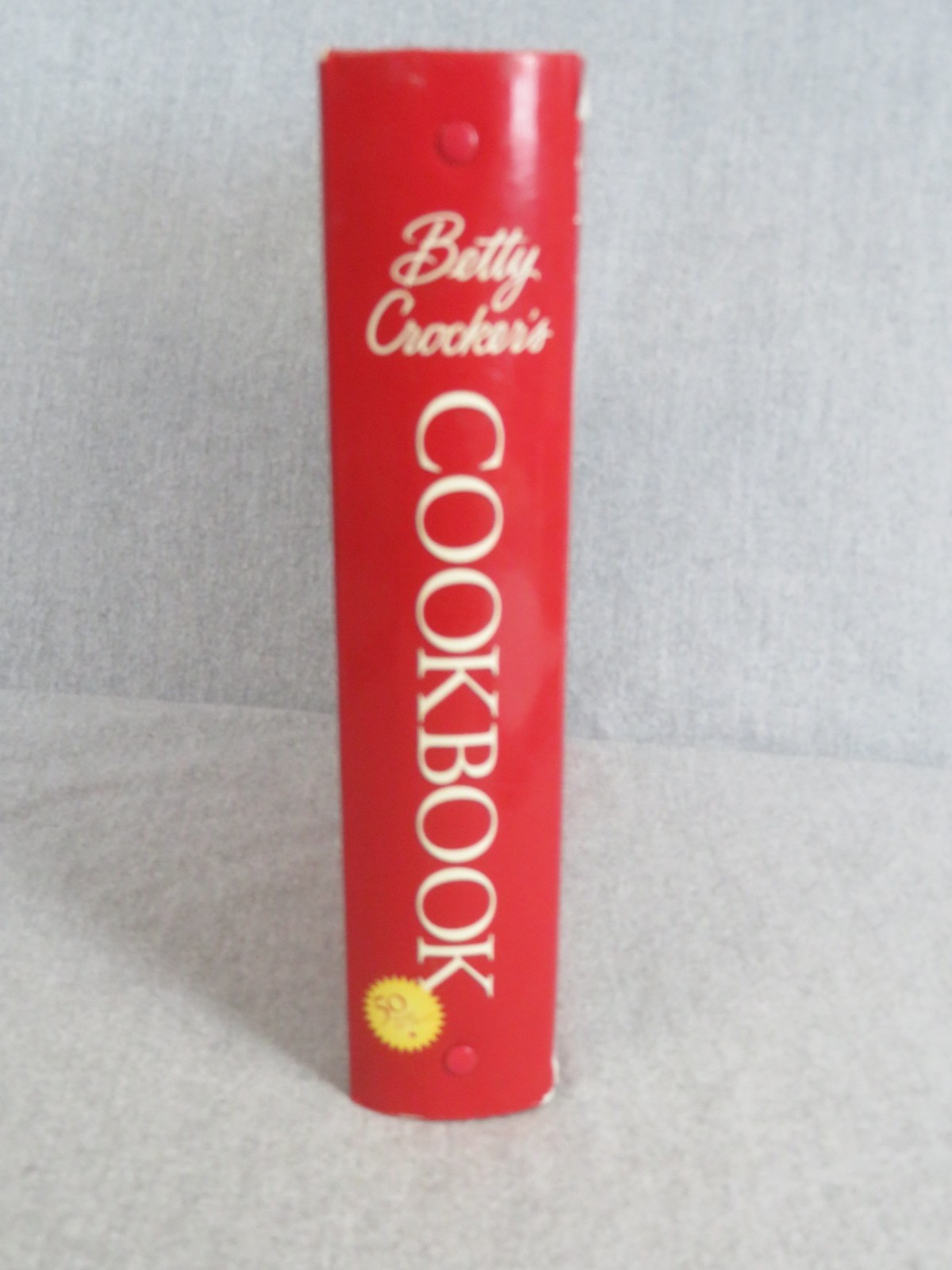 Betty Crocker&rsquo;s Cookbook 3 Ring Binder Index Tabs 576 Pages