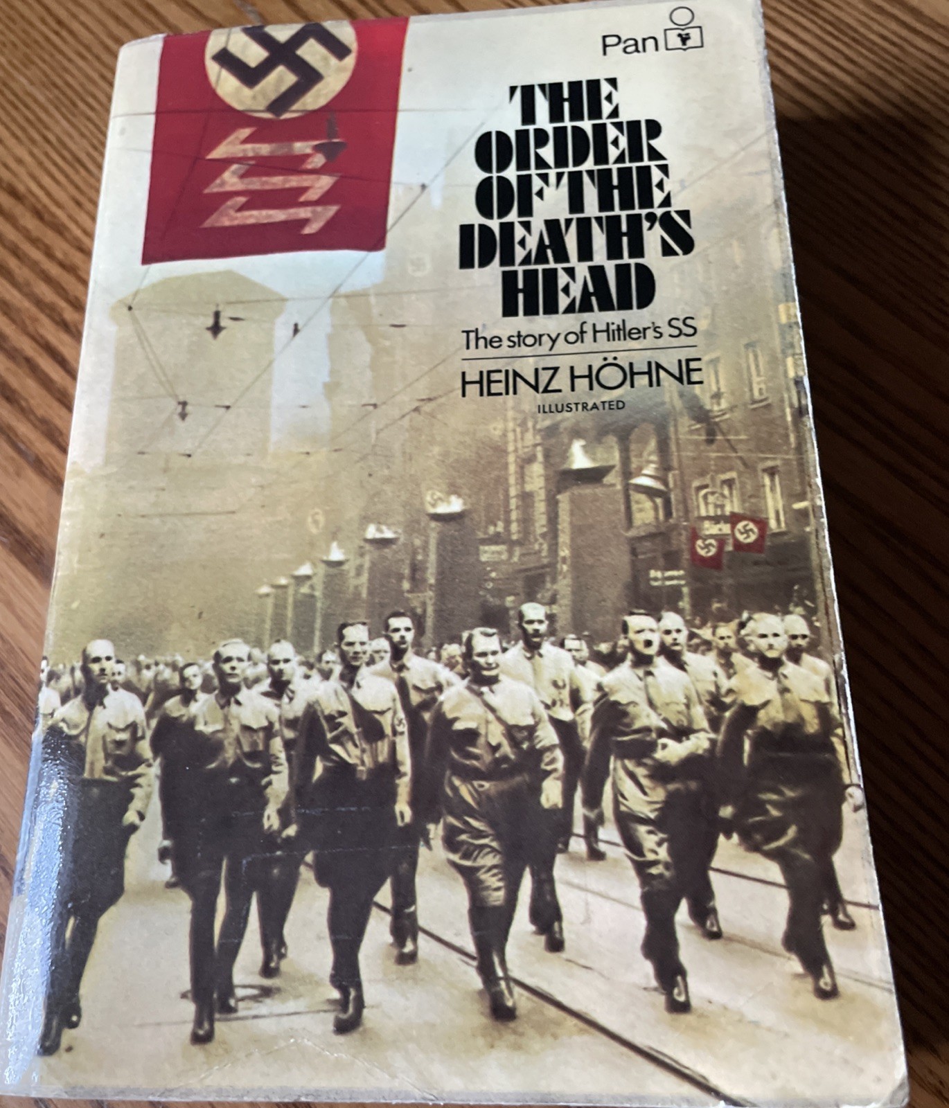 Order of the Death&rsquo;s Head Heinz Hohne Pan PB 1969 w SS Organizational Chart WW 2