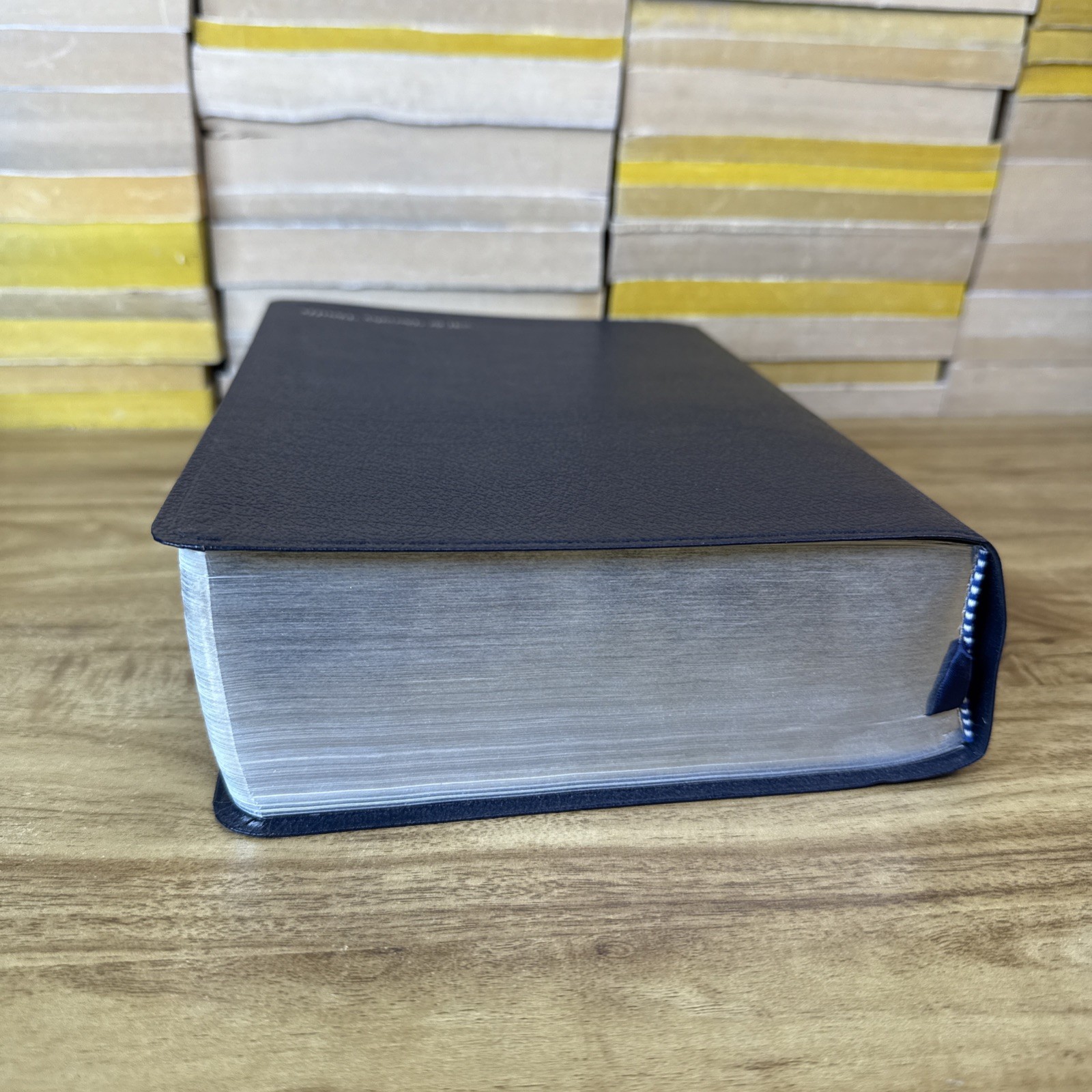Life Application by Zondervan Staff and Bruce B. Barton 1995 Bonded Leather