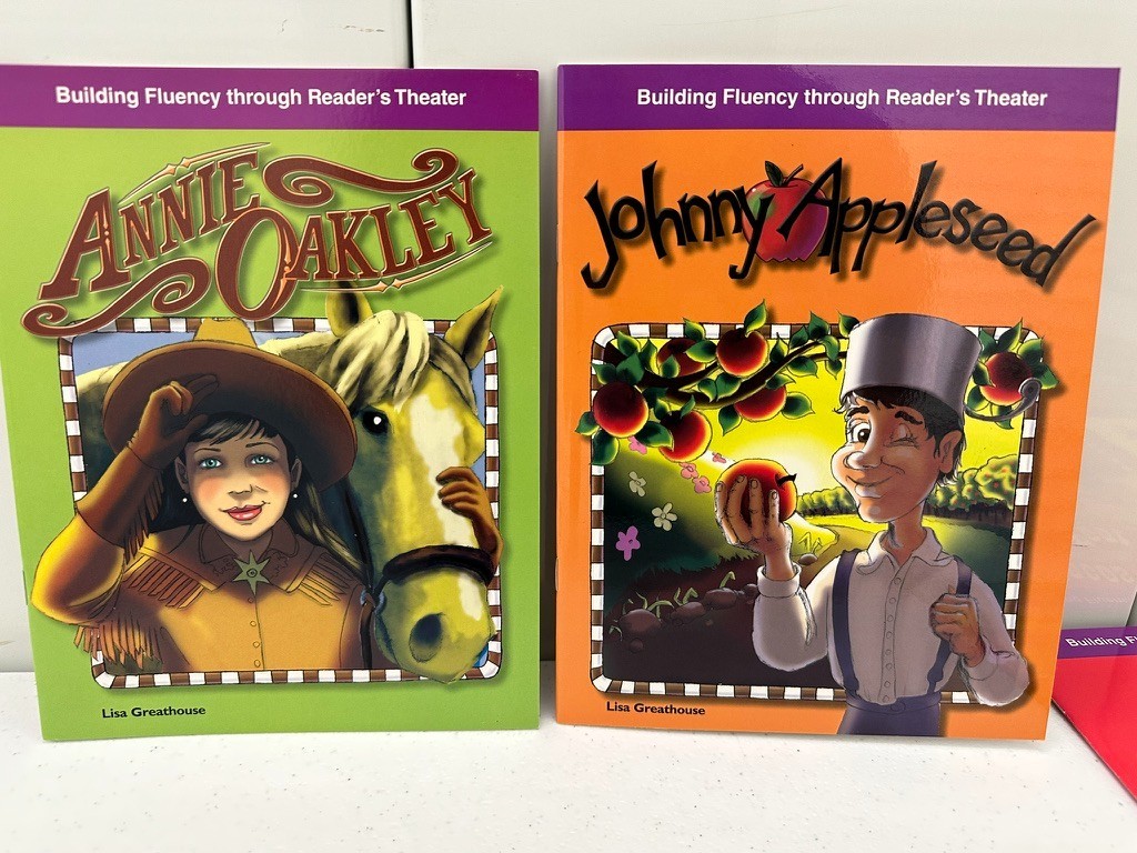 8 Building Fluency through Reader&rsquo;s theater Books Ex-Classroom Homeschool Read