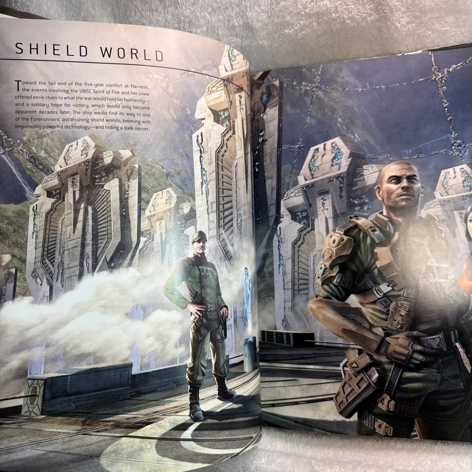Clean Copy – Bloomsbury Art Books Halo Mythos – A Guide to the Story of Halo