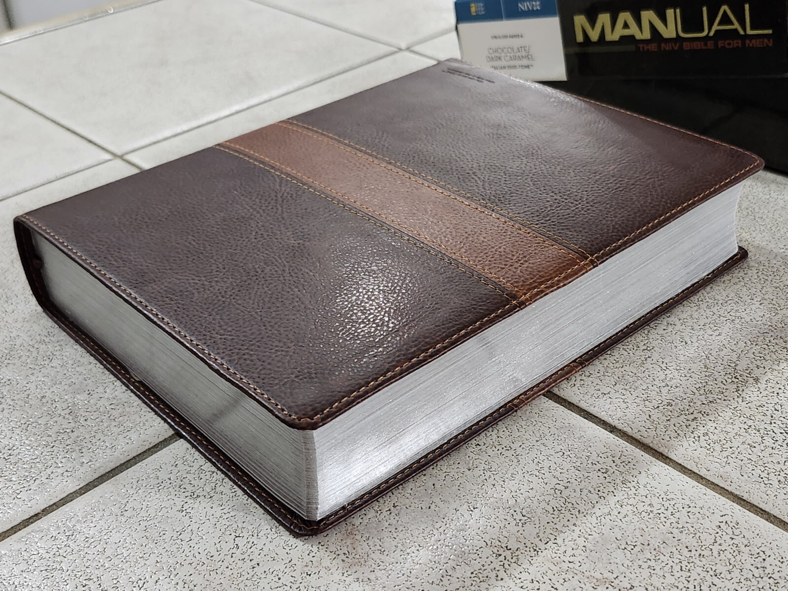 Manual : The Bible for Men by Zondervan Staff (2009, Leather) Embossed Name L@@K