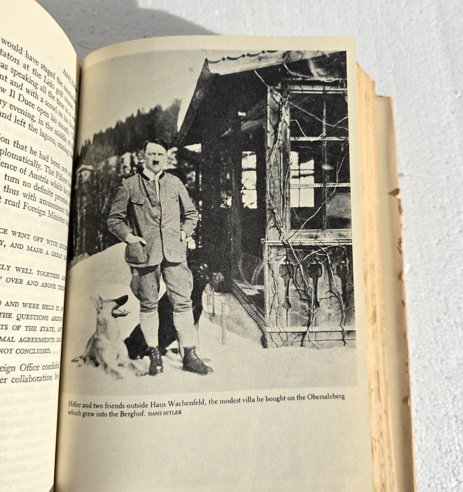 ADOLF HITLER Hardback Book 584 Pages Book Club Edition Dust Jacket John Toland