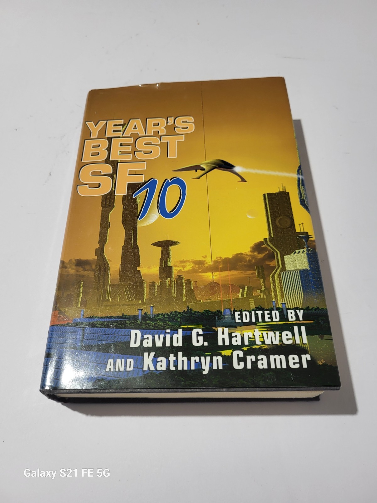 Year&rsquo;s Best SF 10 by David G. Hartwell and Kathryn Cramer (2005, Mass Market)