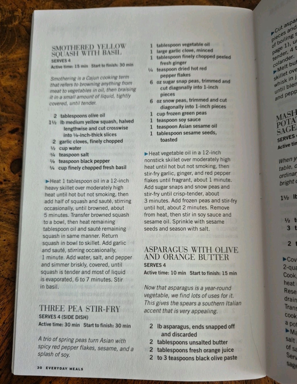 Gourmet Everyday Meals Booklet Vtg 2005 Recipes 40 Pages Good Living Magazine