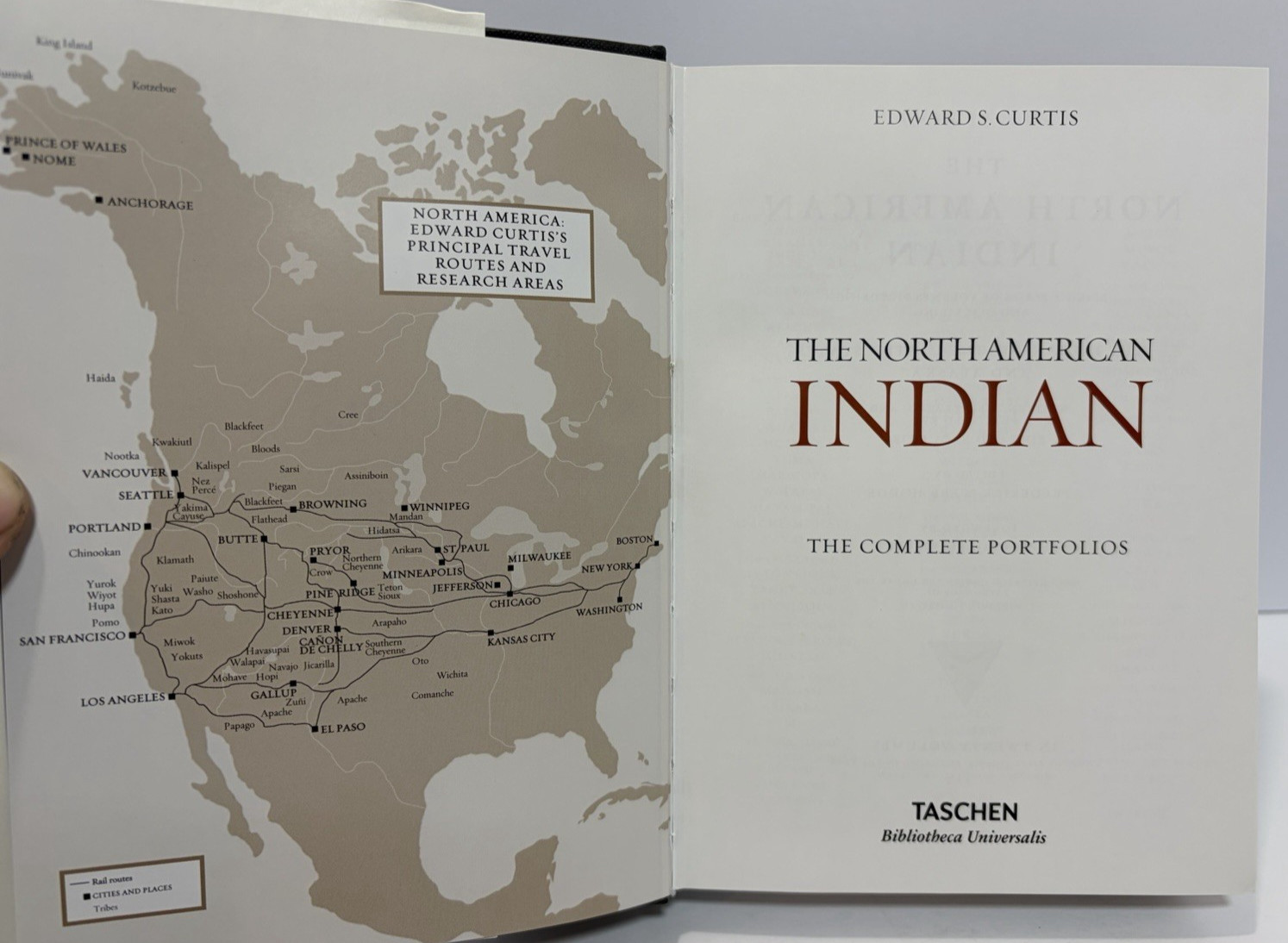 2020 « The North American Indian: The Complete Portfolios » by Edward S. Curtis
