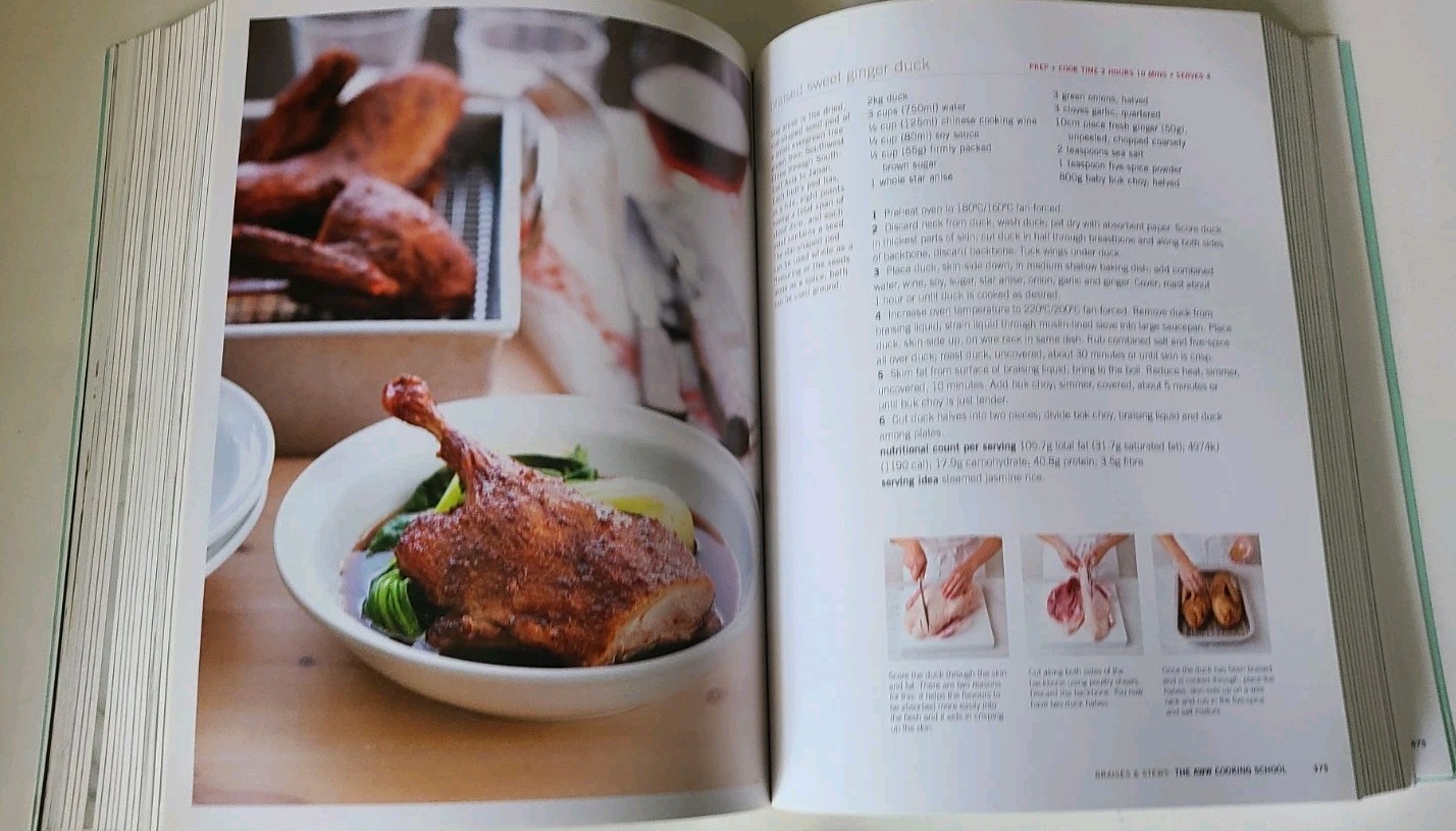 The AWW Cooking School Australian Women&rsquo;s Weekly Learn To Cook 688 Pages 2012