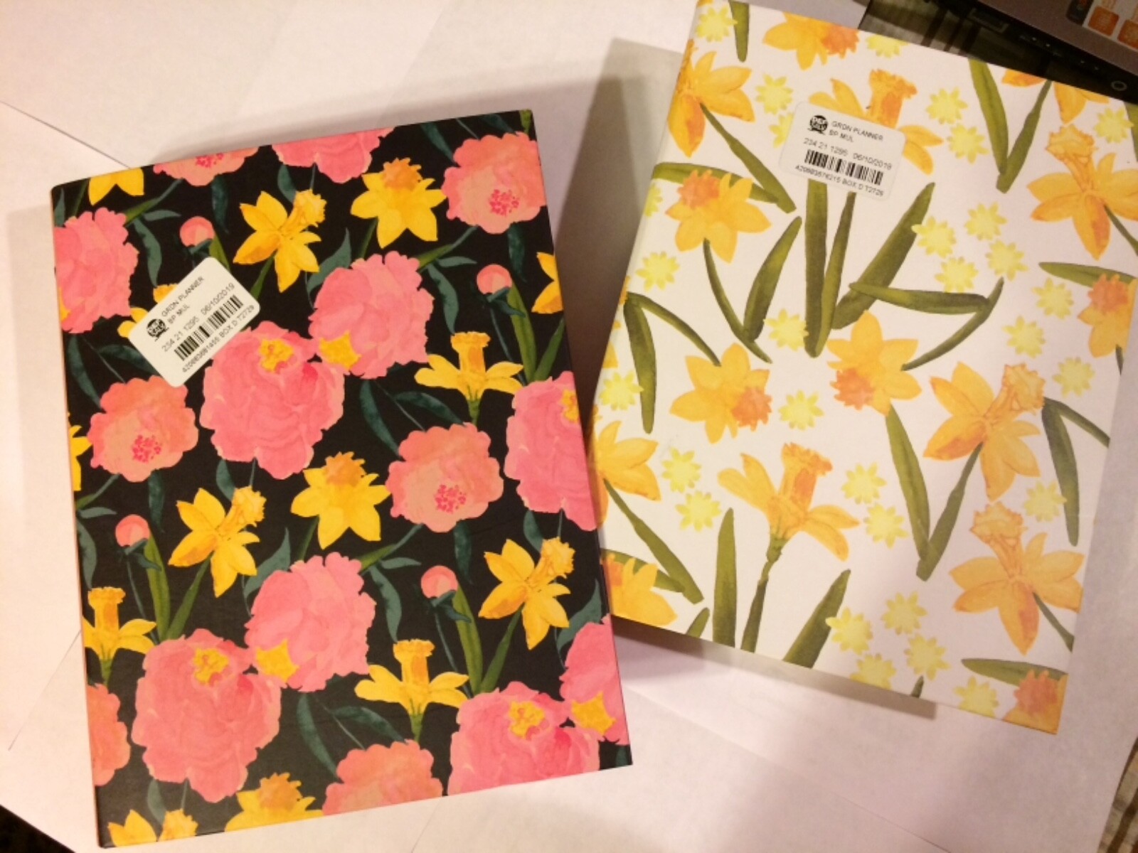 2 Horizon Group USA Gardening Planning 4 Ring Binder 40 Double-Sided Note Pages