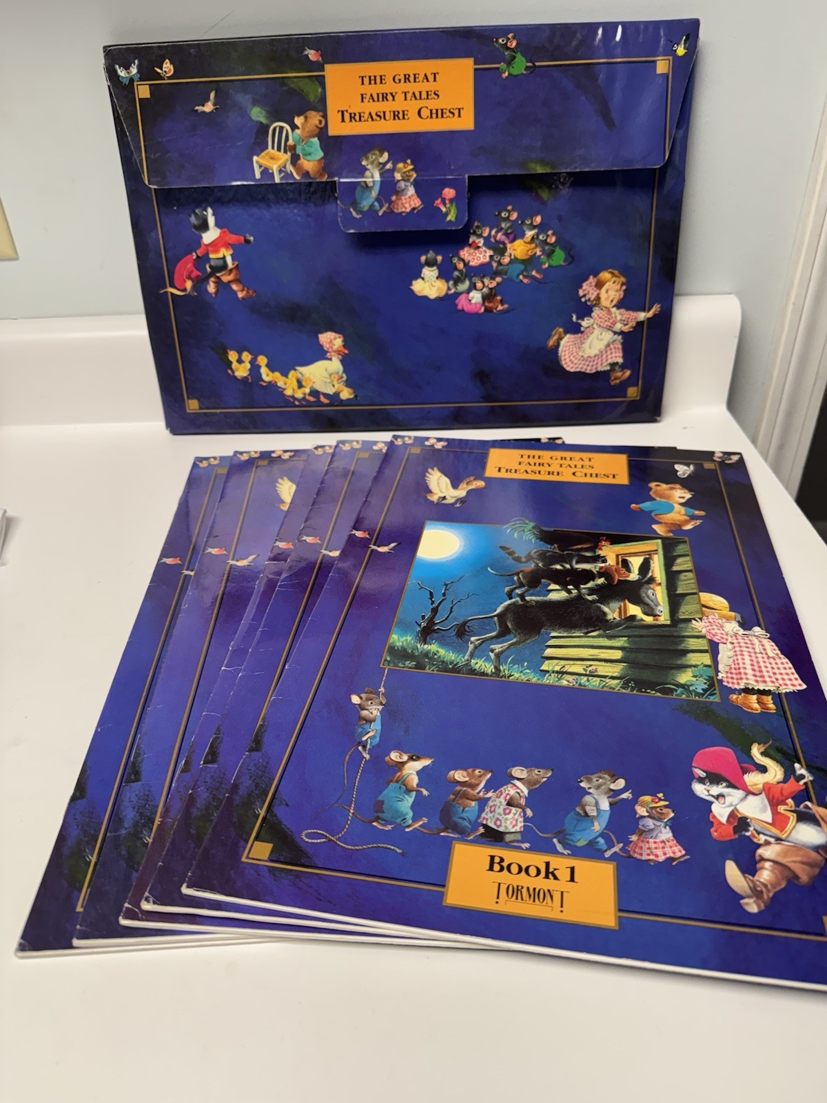 Vintage 1992 The Great Fairy Tales Treasure Chest Tormont Publications, Complete