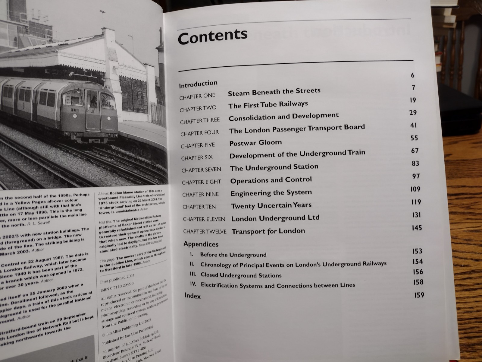 London&rsquo;s Underground John Glover 2003 Hardback Published Ian Allan 160 pages