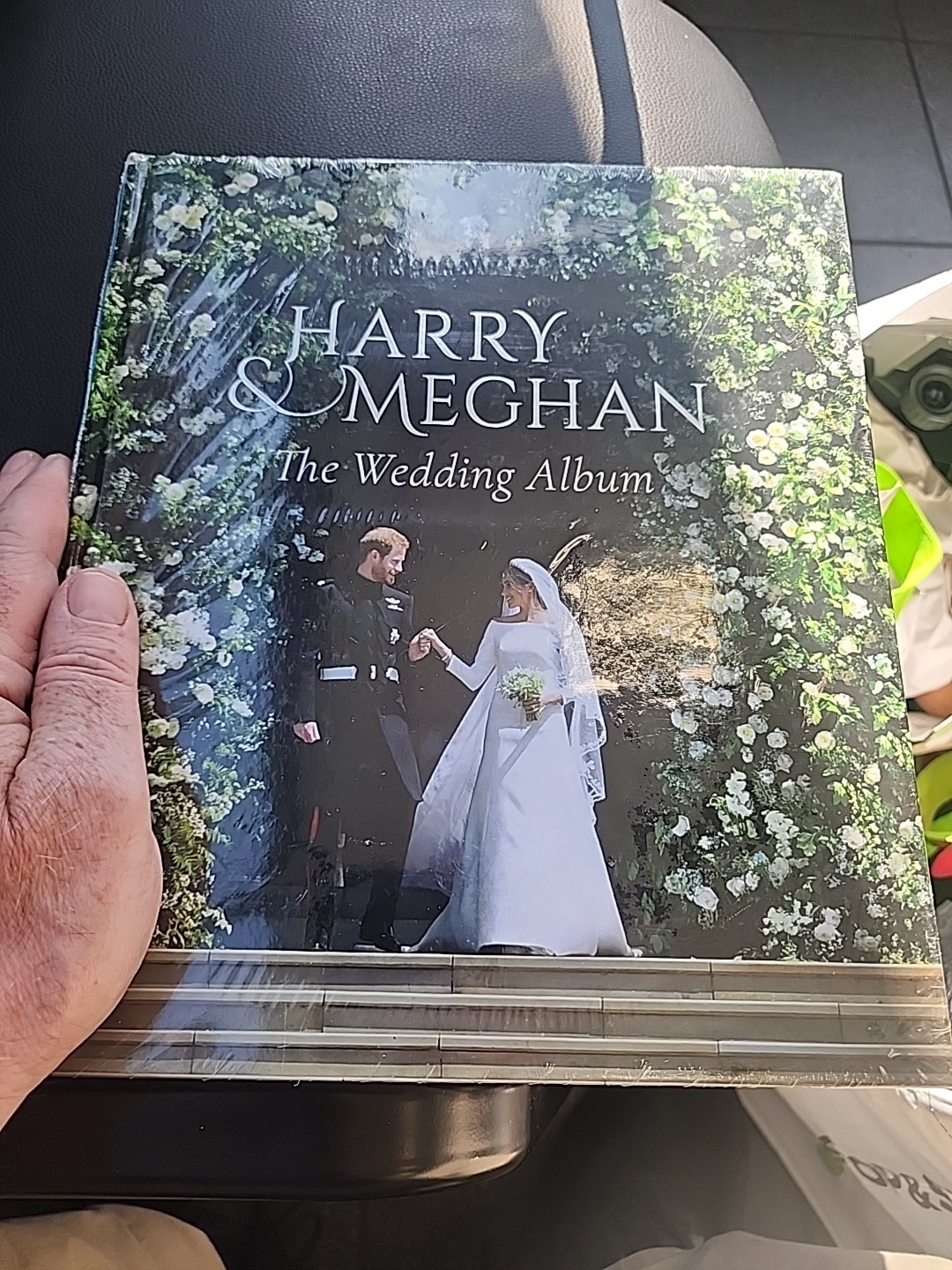 Harry and Meghan the Wedding Album By Robert Jobson (2018, Hardcover Book) NEW