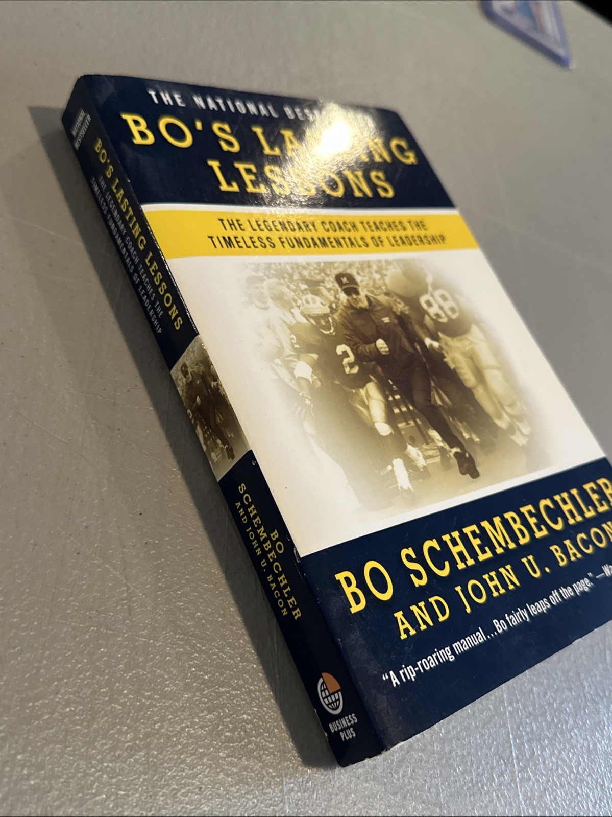 Bo&rsquo;s Lasting Lessons [Paperback] Schembechler, Bo. & John U. Bacon.