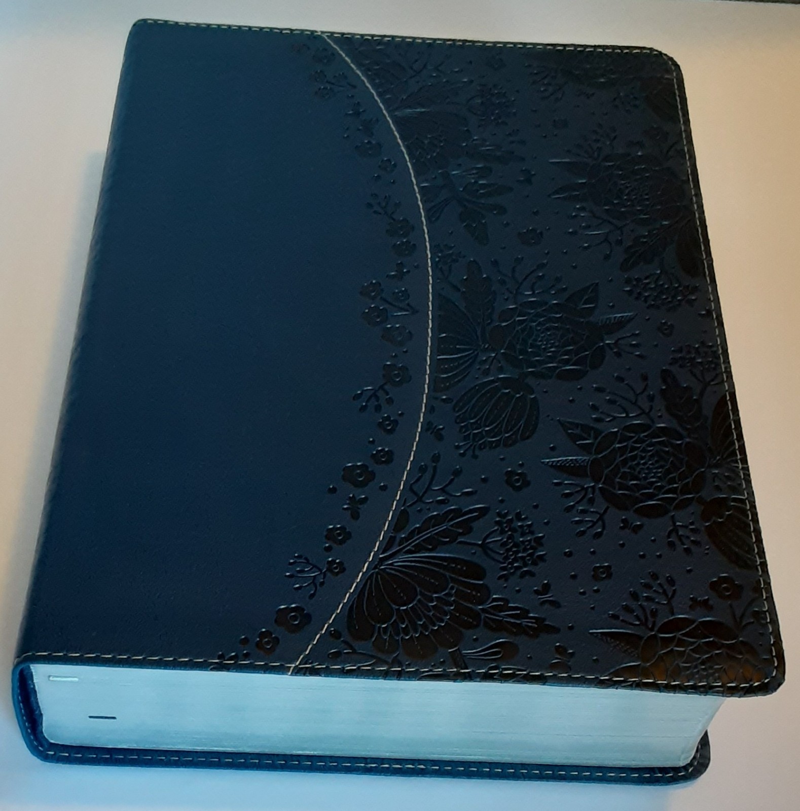 KJV King James Version Study Bible Holman Indigo (Blue) LeatherTouch Indexed