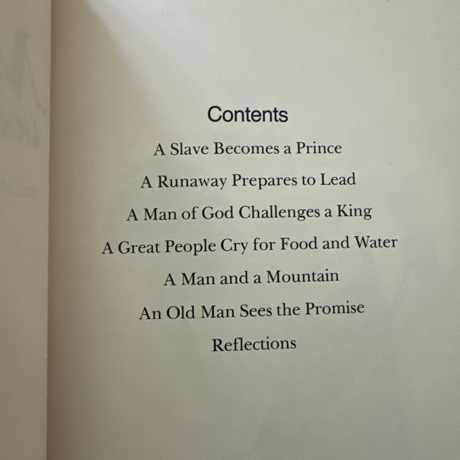 MOSES GOD&rsquo;S HELPER BIBLEARN SERIES HARDCOVER BOOK BY WILLIAM YOUNG VERY GOOD