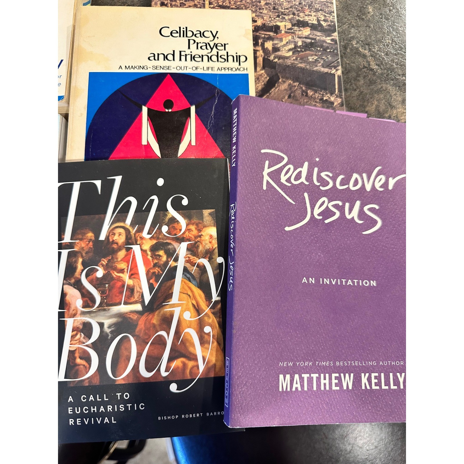 Mixed Christian Book Lot of 6 Matthew Kelly Robert Barron Religious Spiritual