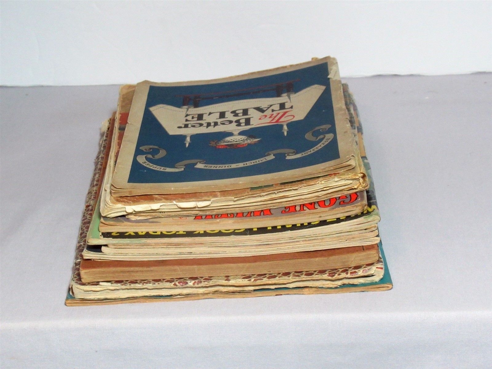Lot 10 Vtg 1930s 1940s Cookbooks Planters Oil Carnation H-O Cereal Spry