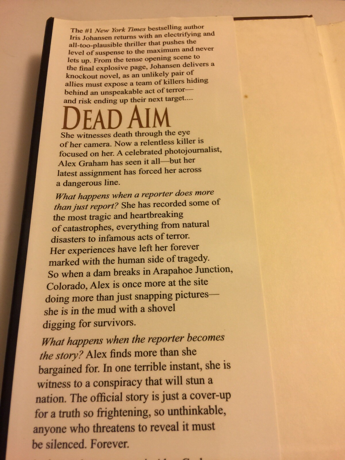 Dead Aim by Iris Johansen (2003, Hardcover) HC DJ 280 PAGES PRINTED IN THE USA